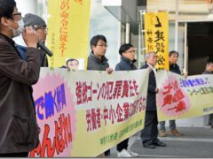 日産は労働者に犠牲を転嫁する